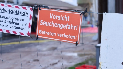 Die Auswirkungen des Seuchenausbruchs werden für die Branche wohl noch über Monate zu spüren sein. (Archivbild) (Foto: Annette Riedl/dpa)