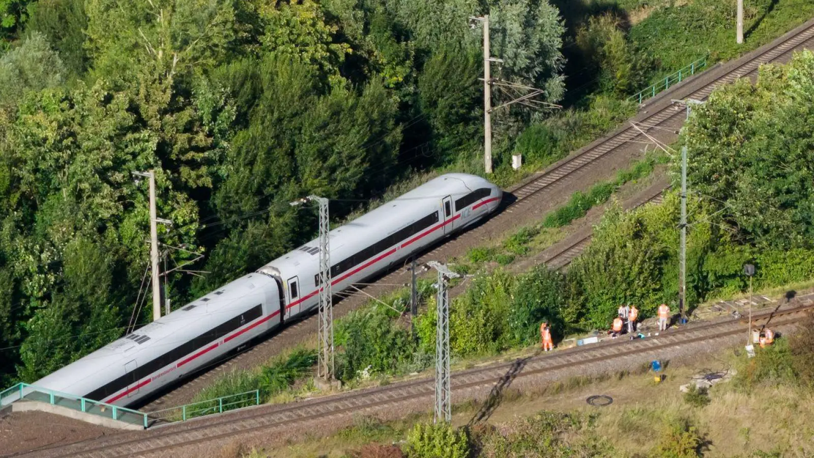 Verspätungen und Ausfälle prägten am Wochenende den Bahnverkehr zwischen Hannover und Berlin. (Foto: Julian Stratenschulte/dpa)