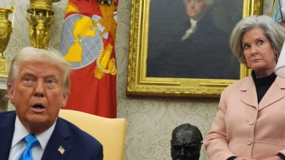 Die Stabschefin des Weißen Hauses, Susie Wiles, hat überraschend einen Einblick in den innersten Machtzirkel der US-Regierung gegeben. (Archivfoto) (Foto: Evan Vucci/AP/dpa)