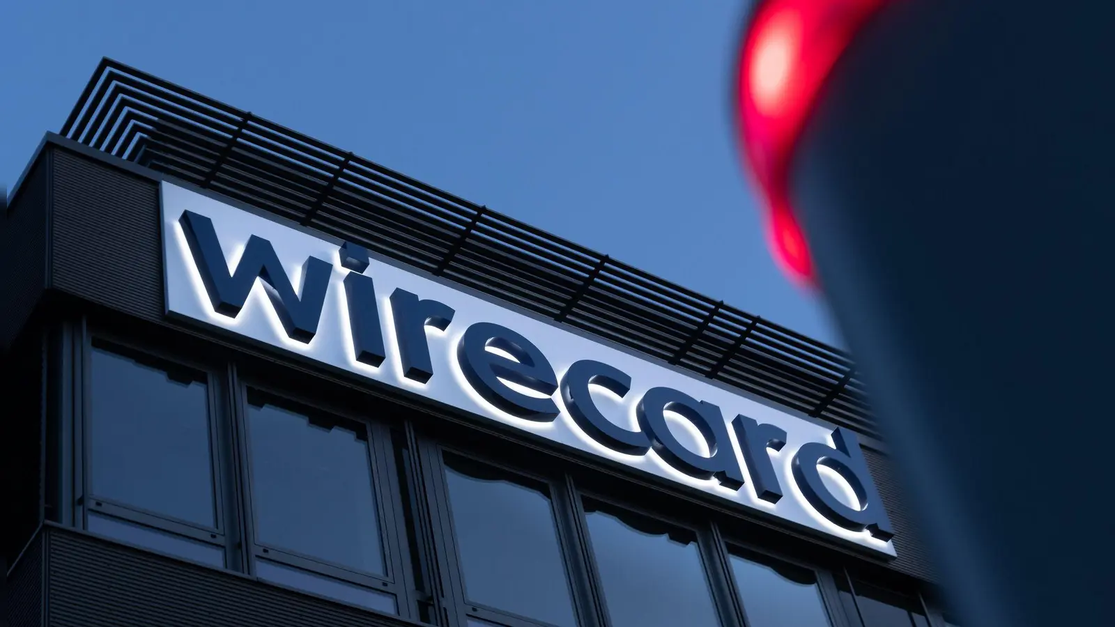 Die falschen Bilanzen des Skandalkonzerns Wirecard wurden Jahr um Jahr von Wirtschaftsprüfern bestätigt. (Archivbild) (Foto: Peter Kneffel/dpa)