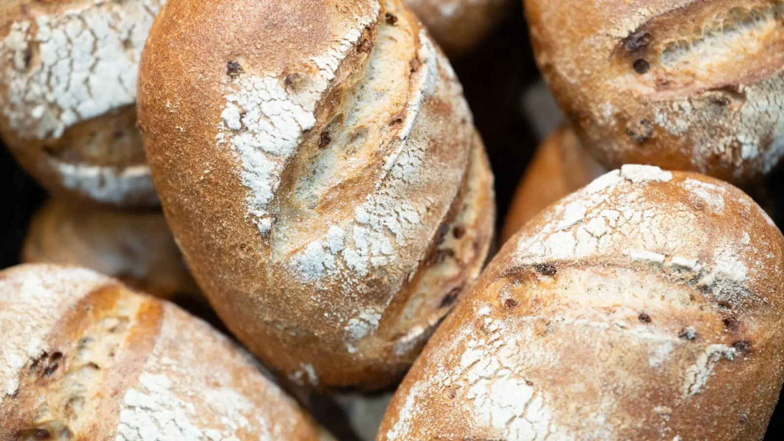 Es gibt Streit um ein Brot. (Symbolbild) (Foto: Sebastian Kahnert/dpa)