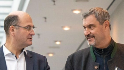 Wird Bayern zur Finanzierung seiner Ausgaben teilweise auf neue Kredite zurückgreifen? Rechtlich möglich wären bis zu 2,3 Milliarden Euro neue Schulden. (Foto: Peter Kneffel/dpa)