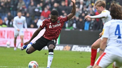 Noel Aseko kehrt im Sommer erst einmal zu Bayern München zurück. (Archivbild) (Foto: Swen Pförtner/dpa)