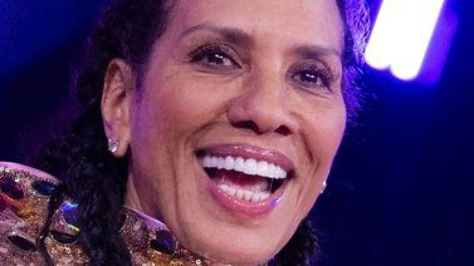 Barbara Becker steckte in einem funkelnden Kostüm. (Foto: Rolf Vennenbernd/dpa)