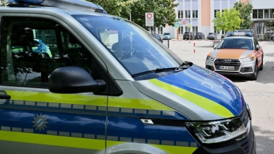Die Polizei nahm nach eigenen Angaben den mutmaßlichen Täter fest. (Foto: Lennart Preiss/dpa)