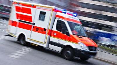 Der 65-Jährige starb nach dem Unfall am Morgen in einem Münchner Krankenhaus. (Symbolbild) (Foto: Nicolas Armer/dpa)