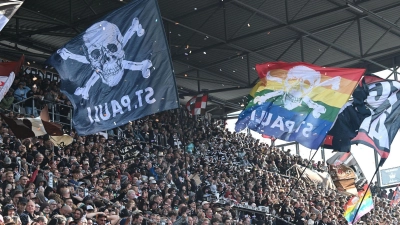 Der FC St. Pauli spielt am Wochenende in Frankfurt. (Foto: Carmen Jaspersen/dpa)