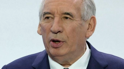 Anfang der Woche wird der Sturz von Premier Bayrou und seiner Regierung erwartet. (Archivbild) (Foto: Thomas Samson/AFP/dpa)