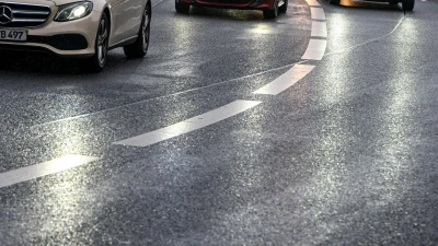 Vorsicht vor überfrierendem Regen. (Archivbild) (Foto: Jens Kalaene/dpa)