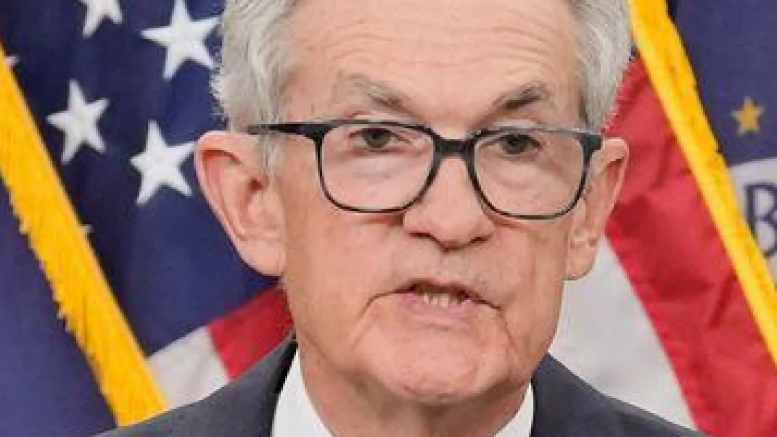Die Federal Reserve mischt sich nicht in die Politik ein - doch die von US-Präsident Donald Trumps Zollpolitik ausgelöste Unsicherheit macht es den Notenbankern schwer, ihren Kurs festzulegen. (Foto: Mark Schiefelbein/AP/dpa)