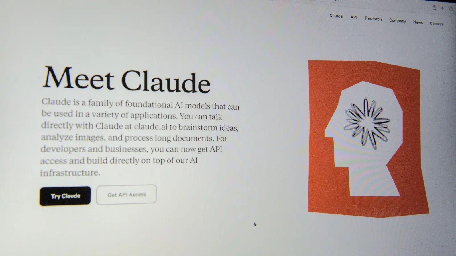 Anthropic will ein Büro in München eröffnen. (Symbolbild) (Foto: Andrej Sokolow/dpa)