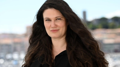 Regisseurin Mascha Schilinski ist mit ihrem Film „In die Sonne schauen“ nicht im Golden-Globe-Rennen. (Archivbild)  (Foto: Stefanie Rex/dpa)