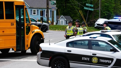 Bei einem Schusswechsel in einem Park in North Carolina sind zwei Jugendliche getötet und fünf weitere verletzt worden. (Foto: Erik Verduzco/AP/dpa)