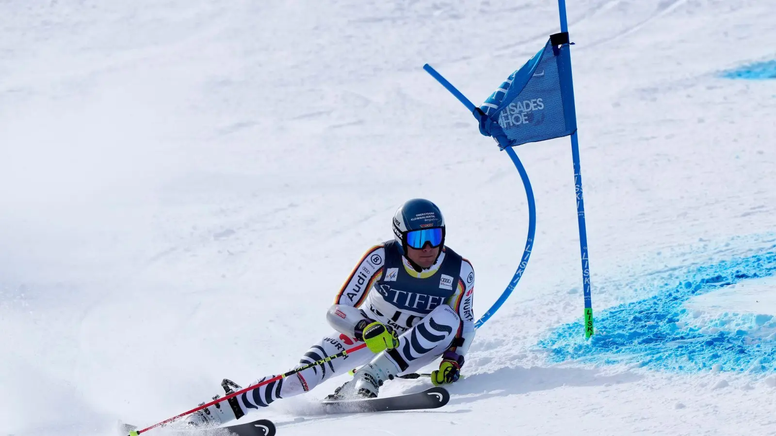 Alexander Schmid ist beim Riesenslalom in den USA im ersten Durchgang ausgeschieden. (Foto: Robert F. Bukaty/AP/dpa)