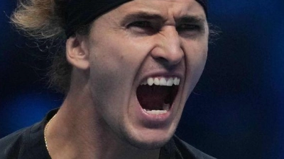 Jubelte ausgelassen nach seinem Auftaktsieg bei den ATP Finals: Alexander Zverev (Foto: Antonio Calanni/AP/dpa)