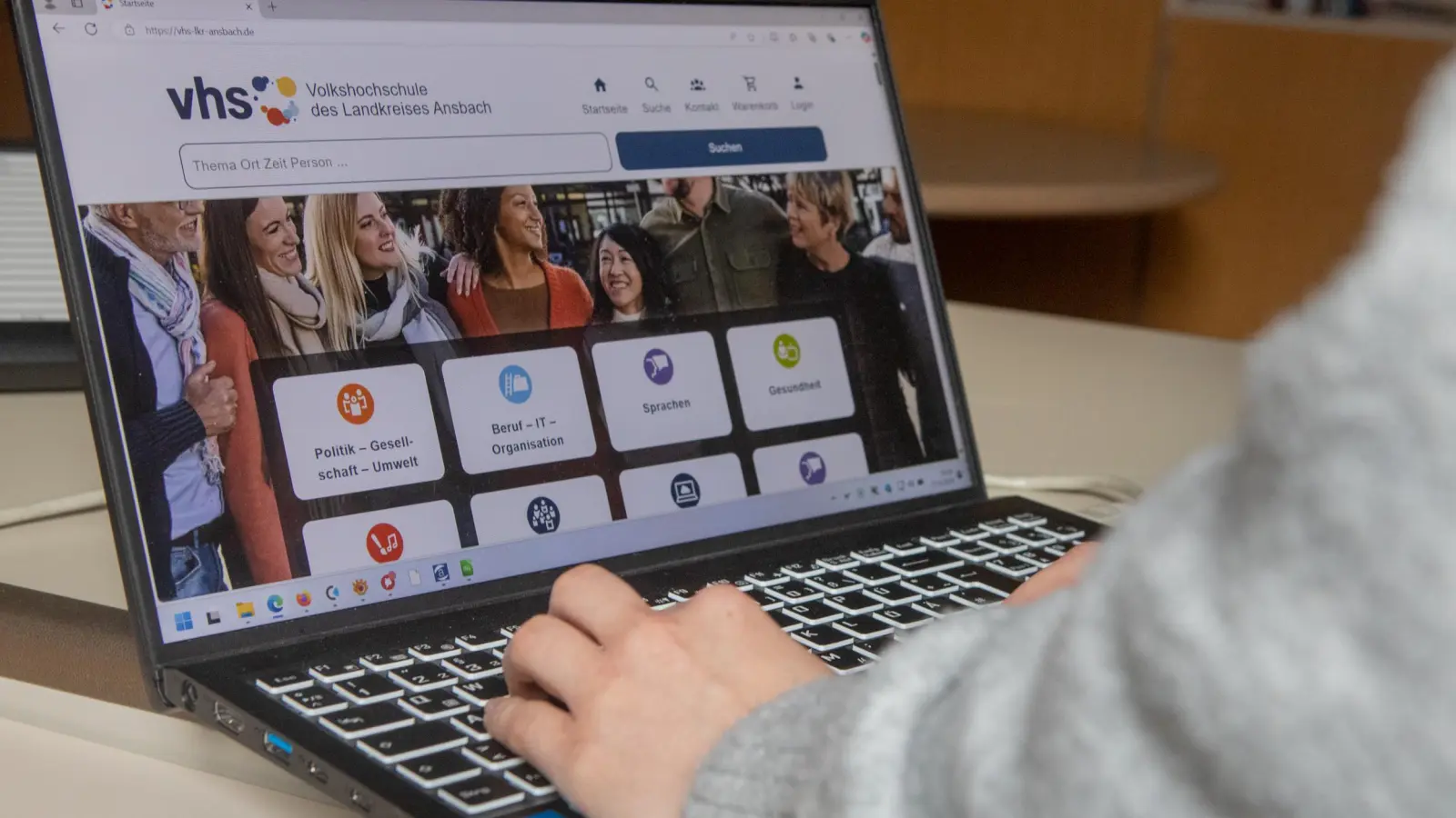 Die meisten Kurse der Volkshochschule im Landkreis Ansbach werden mittlerweile über die Homepage der VHS gebucht. (Foto: Evi Lemberger)