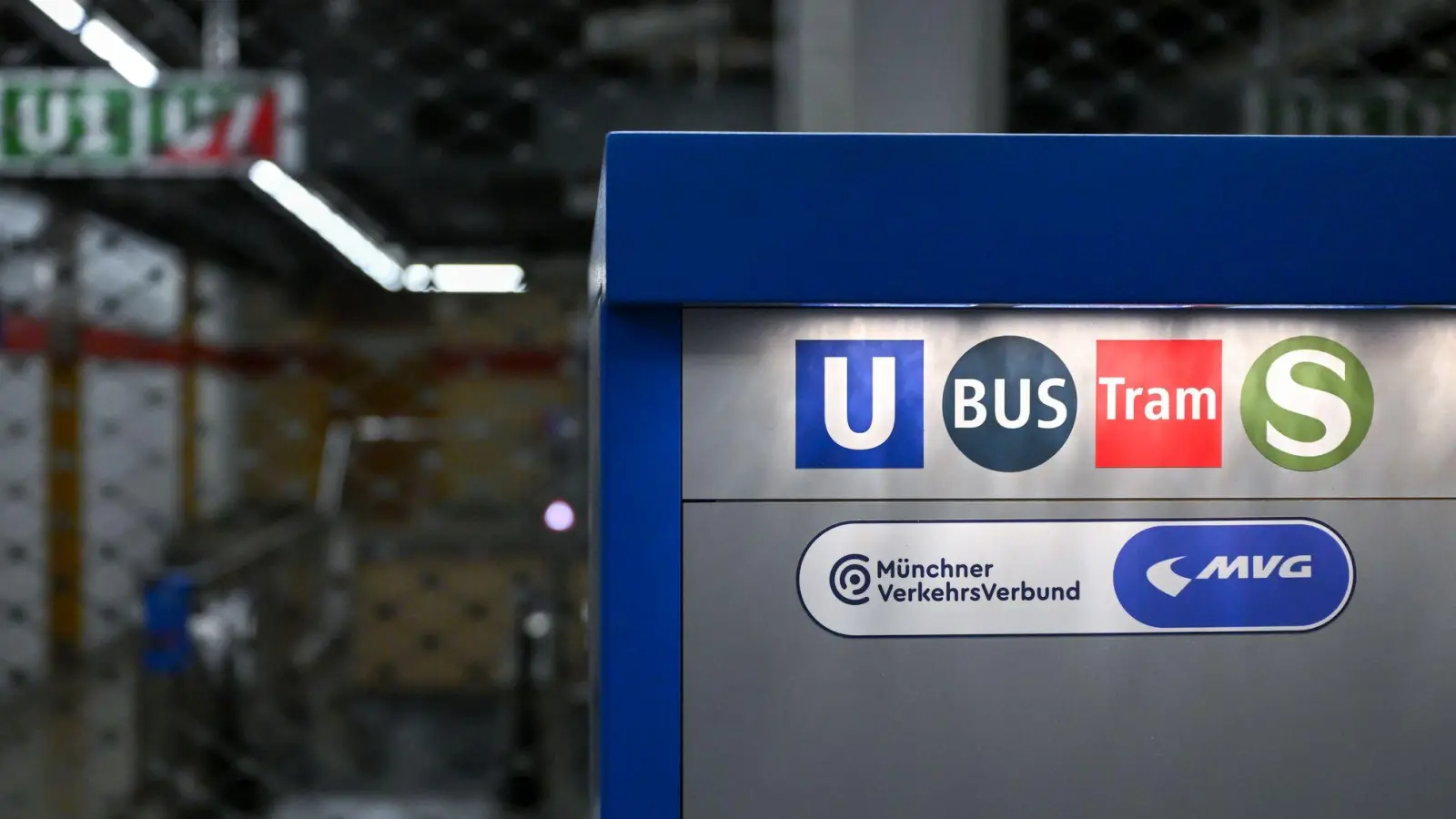 In Bayern stehen in mehreren Städten die nächsten ganztägigen Warnstreiks im Nahverkehr an. (Archivbild) (Foto: Sven Hoppe/dpa)