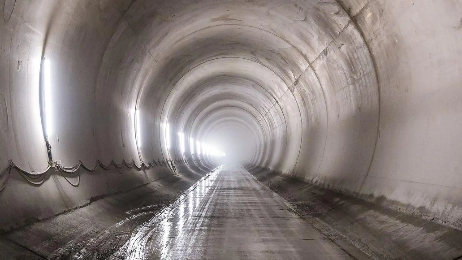 Bislang wurden rund 87 Prozent des geplanten Tunnelsystems gegraben. (Foto: Archiv) (Foto: Expa/Johann Groder/APA/dpa)