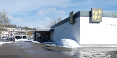 Bald bleibt der Parkplatz leer: Der Edeka-Markt im Schleifweg schließt zum Ende des Monats seine Türen. (Foto: Calotta Halbrock)