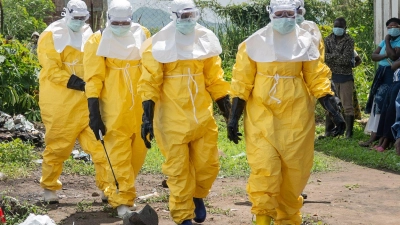 Gewalt und Unsicherheit behindern die Bekämpfung der Epidemie. (Foto: Moses Sawasawa/AP/dpa)