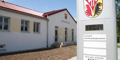 Das neue Bürgerzentrum präsentiert sich modern und einladend. (Foto: Hans-Bernd Glanz)