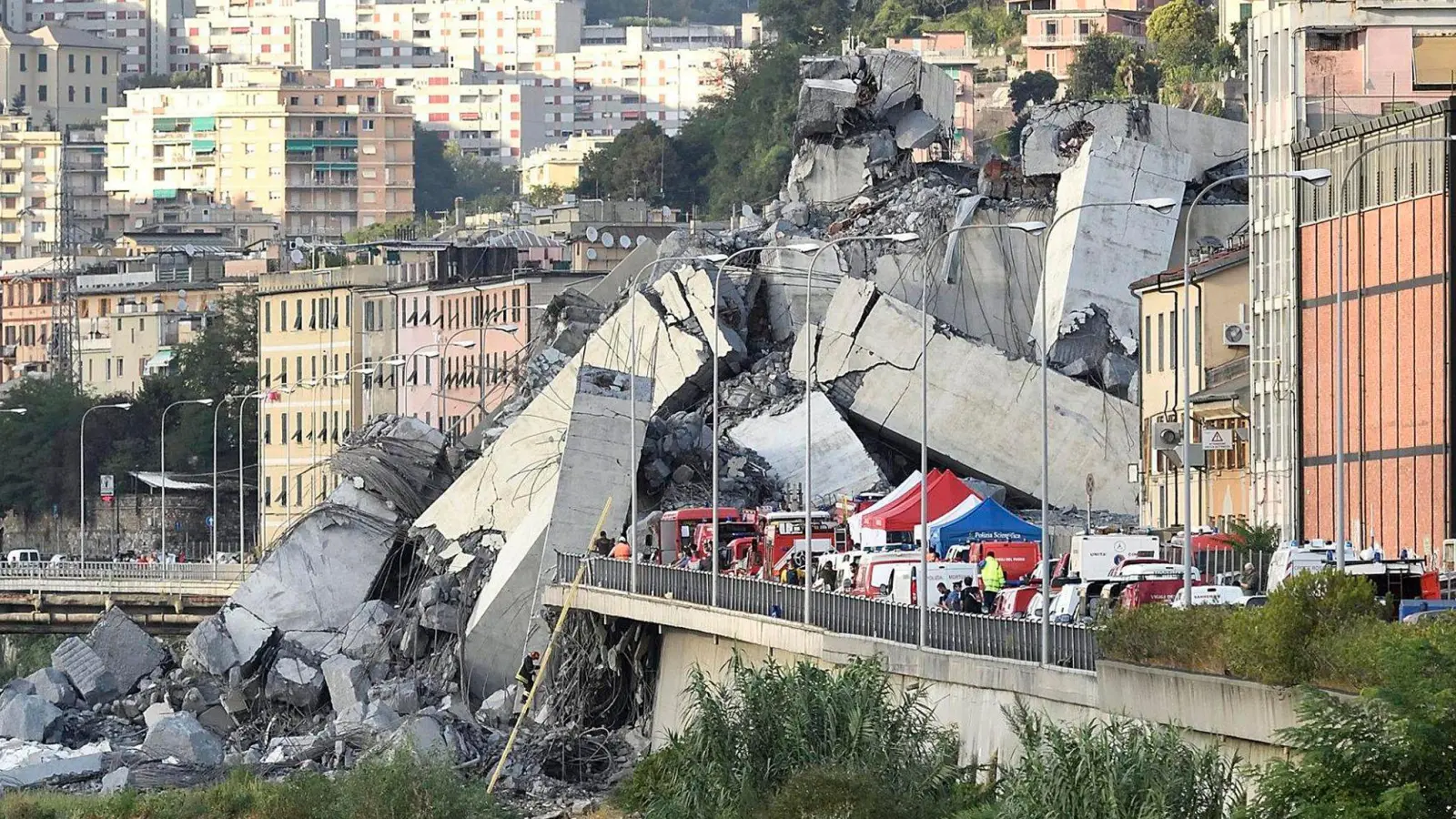 Acht Jahre nach dem Einsturz einer Autobahnbrücke in Genua sind nun die Urteile da. (Archivbild) (Foto: Luca Zennaro/ANSA/AP/dpa)