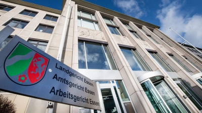 Landgericht Essen: Wegen der Vergewaltigung von Koma-Patienten erhielt ein Krankenpfleger eine lange Haftstrafe. (Archivbild) (Foto: Bernd Thissen/dpa)