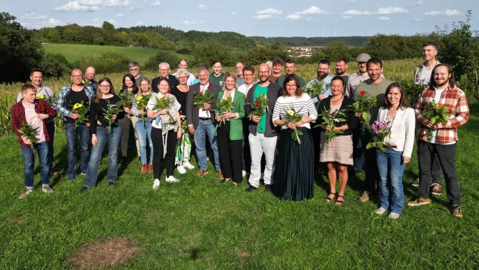 Bündnis 90/Die Grünen hat die Liste für die Kreistagswahl am 8. März nächsten Jahres aufgestellt. 70 Bewerberinnen und Bewerber treten an. Bislang stellt die Partei elf Kreisrätinnen und Kreisräte. (Foto: B90/Grüne Kreisverband Ansbach)