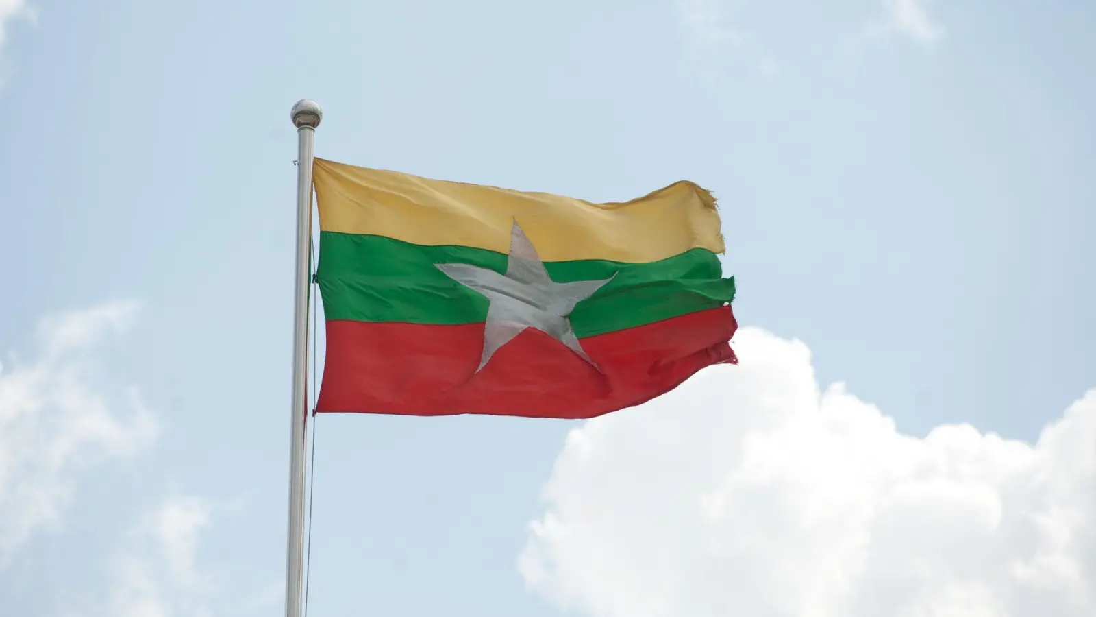 Bei der Explosion im Nordosten Myanmars gab es viele Tote und Verletzte. (Foto: picture alliance / dpa)