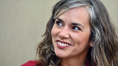 Natascha Gangl siegt beim diesjährigen Wettlesen. (Foto: Hans Klaus Techt/APA/dpa)