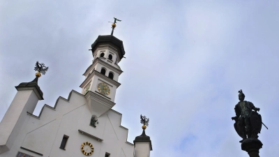 Der Mitarbeiter der Stadt Kempten sitzt inzwischen in Untersuchungshaft. (Symbolbild) (Foto: Karl-Josef Hildenbrand/dpa)