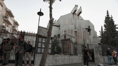 Bei einem Selbstmordanschlag in einer Kirche in Damaskus wurden zahlreiche syrische Christen getötet. (Foto: Omar Sanadiki/AP/dpa)
