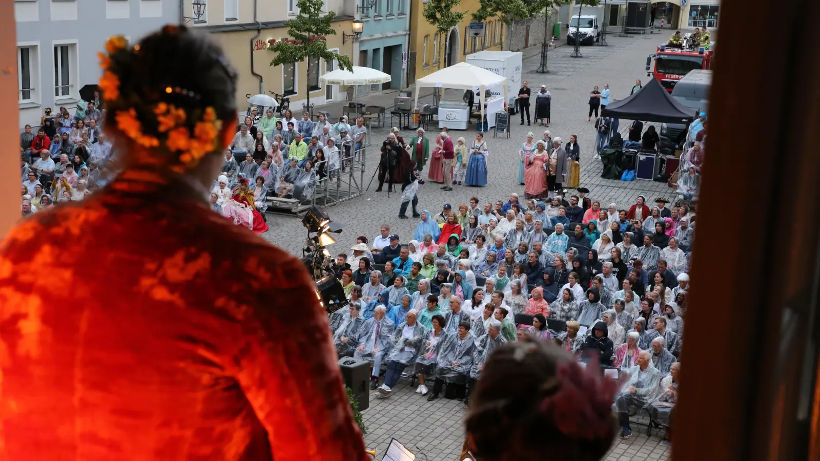 Der besondere Blick des Adels: Von der Empore der Residenz blickt der Markgraf auf das Volk. (Foto: Alexander Biernoth)