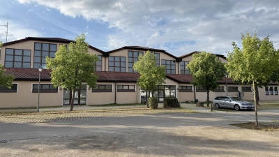 Mithilfe der Sportmilliarde des Bundes will die Marktgemeinde die Sanierung der Zenngrundhalle auf den Weg bringen. Sollte Obernzenn den Zuschlag erhalten, winken attraktive Fördersätze. (Foto: Yvonne Neckermann)
