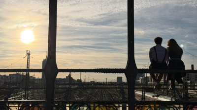 Das Wetter bleibt herbstlich, die Temperaturen aber mild. (Foto: Julian Degler/dpa)