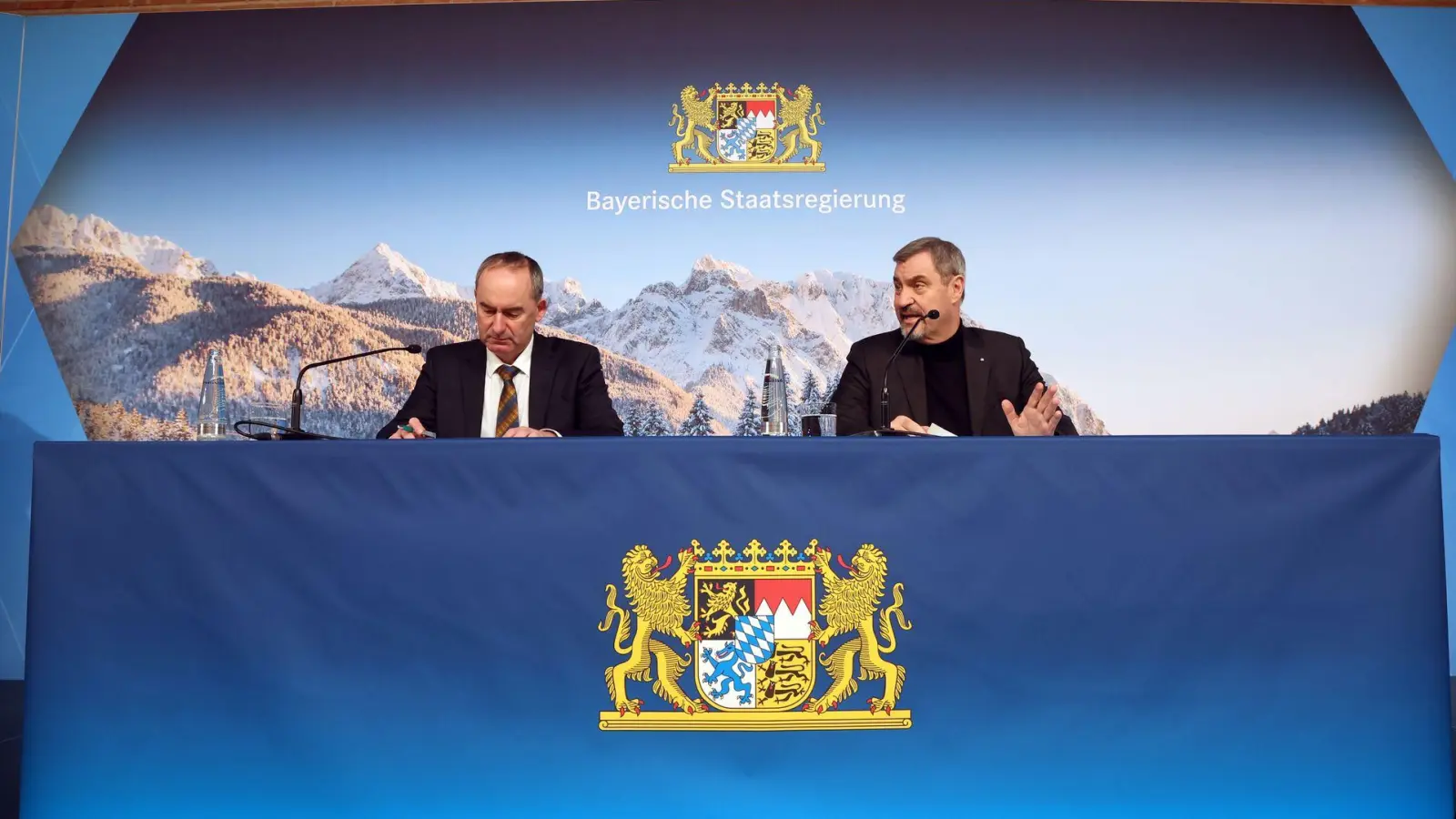 Wie geht es nach den Kommunalwahlen weiter in der Koalition? (Archivbild) (Foto: Karl-Josef Hildenbrand/dpa)