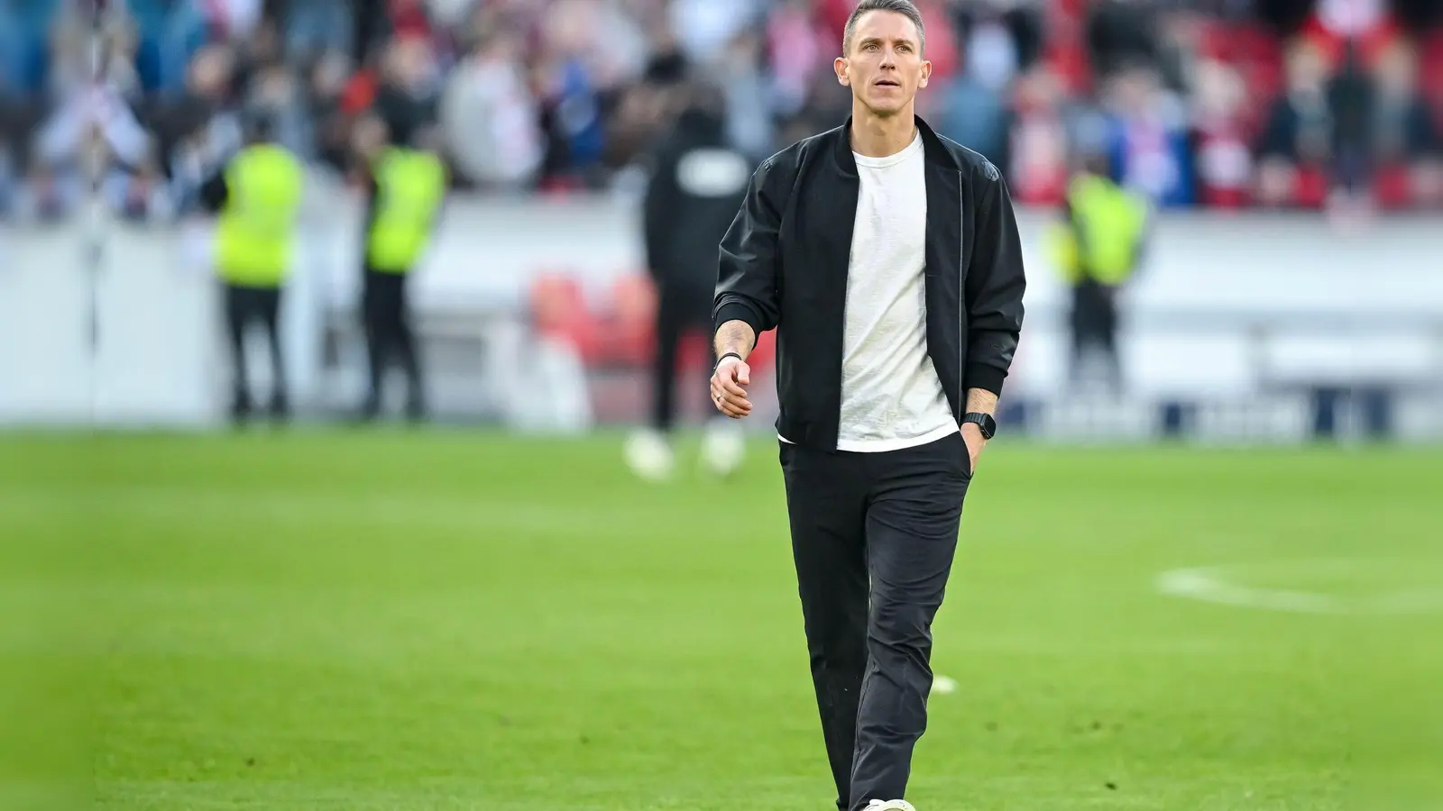 Die Zukunft von Daniel Bauer beim VfL Wolfsburg scheint vorerst geklärt. (Foto: Harry Langer/dpa)