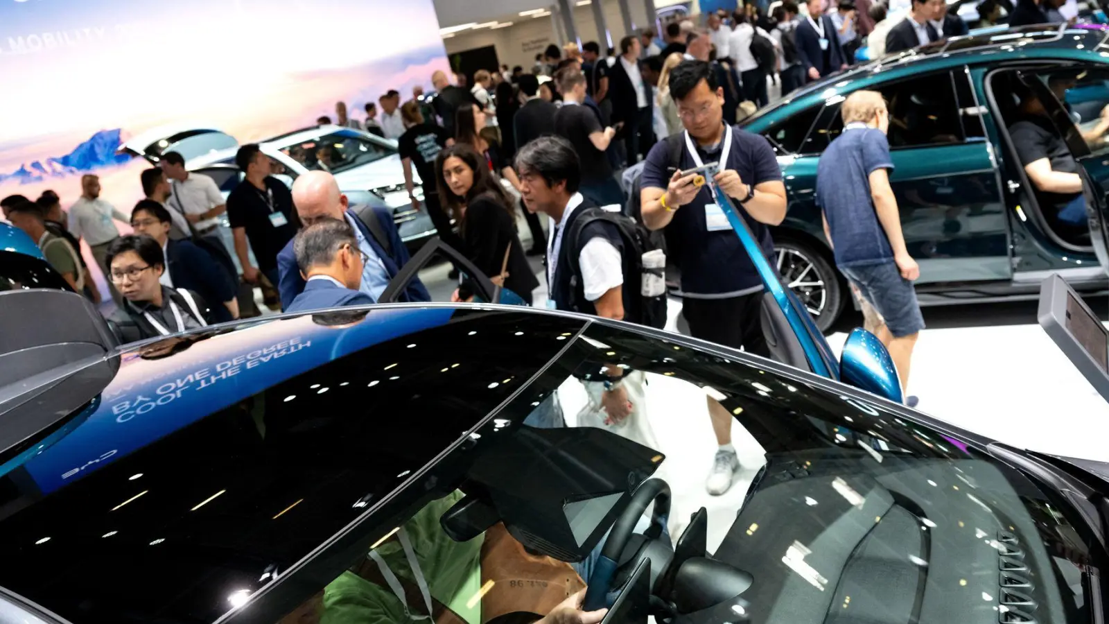 Auf der IAA 2025 ist auch wieder ein chinesischer Autokongress geplant. (Archivbild) (Foto: Sven Hoppe/dpa)