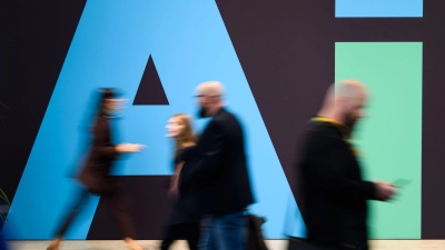 Die deutsche Wirtschaft erlebt derzeit eine rasante KI-Aufholjagd. (Symbolbild) (Foto: Julian Stratenschulte/dpa)