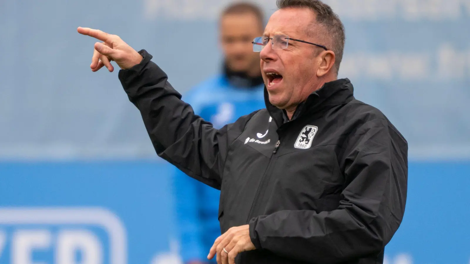Nächster Rückschlag für 1860 München und Trainer Markus Kauczinski. (Archivbild) (Foto: Peter Kneffel/dpa)
