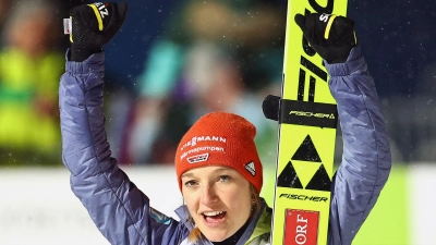 Glänzte bei der Nordischen Ski WM in Planica als Dreifach-Weltmeisterin: Katharina Althaus. (Foto: Daniel Karmann/dpa)