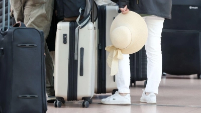 Da arbeiten, wo andere Urlaub machen: Die deutsche Reisebranche klagt über Personalmangel. (Symbolbild) (Foto: Bodo Marks/dpa)