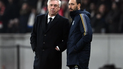 Davide Ancelotti (r), Sohn von Real Madrid-Coach Carlo Ancelotti (l.), ist als Trainerkandidat bei RB Leipzig im Gespräch. (Foto: Soeren Stache/dpa)