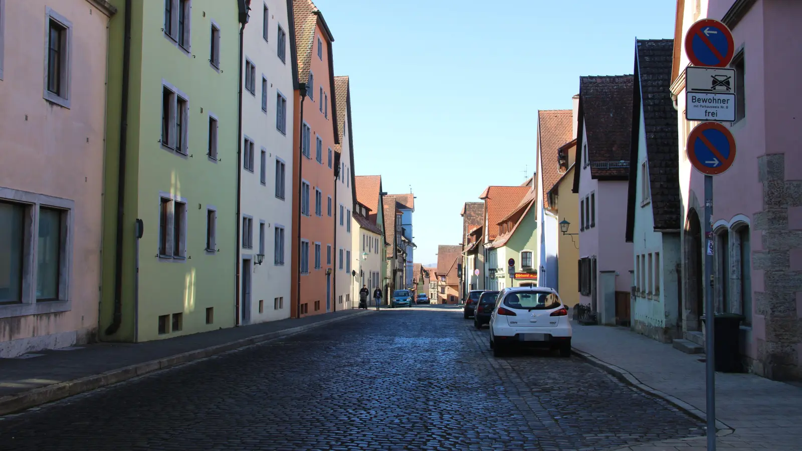 Seit März können auch in der Wenggasse Geflüchtete wohnen. (Foto: Clarissa Kleinschrot)