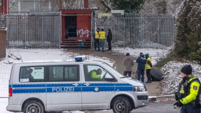 Durch den Brandanschlag Anfang des Jahres gab es bei winterlichen Temperaturen einen mehrtägigen Stromausfall im Südwesten Berlins. (Archivfoto)  (Foto: Michael Kappeler/dpa)