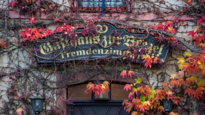 In diesem Haus soll es zu dem Übergriff gekommen sein. (Archivbild) (Foto: Andreas Arnold/dpa)
