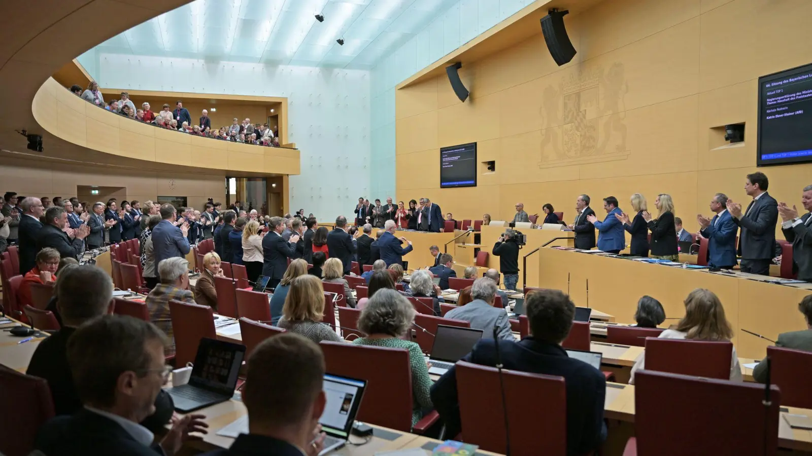 Die Opposition übt scharfe Kritik an der Staatsregierung. (Foto: Malin Wunderlich/dpa)