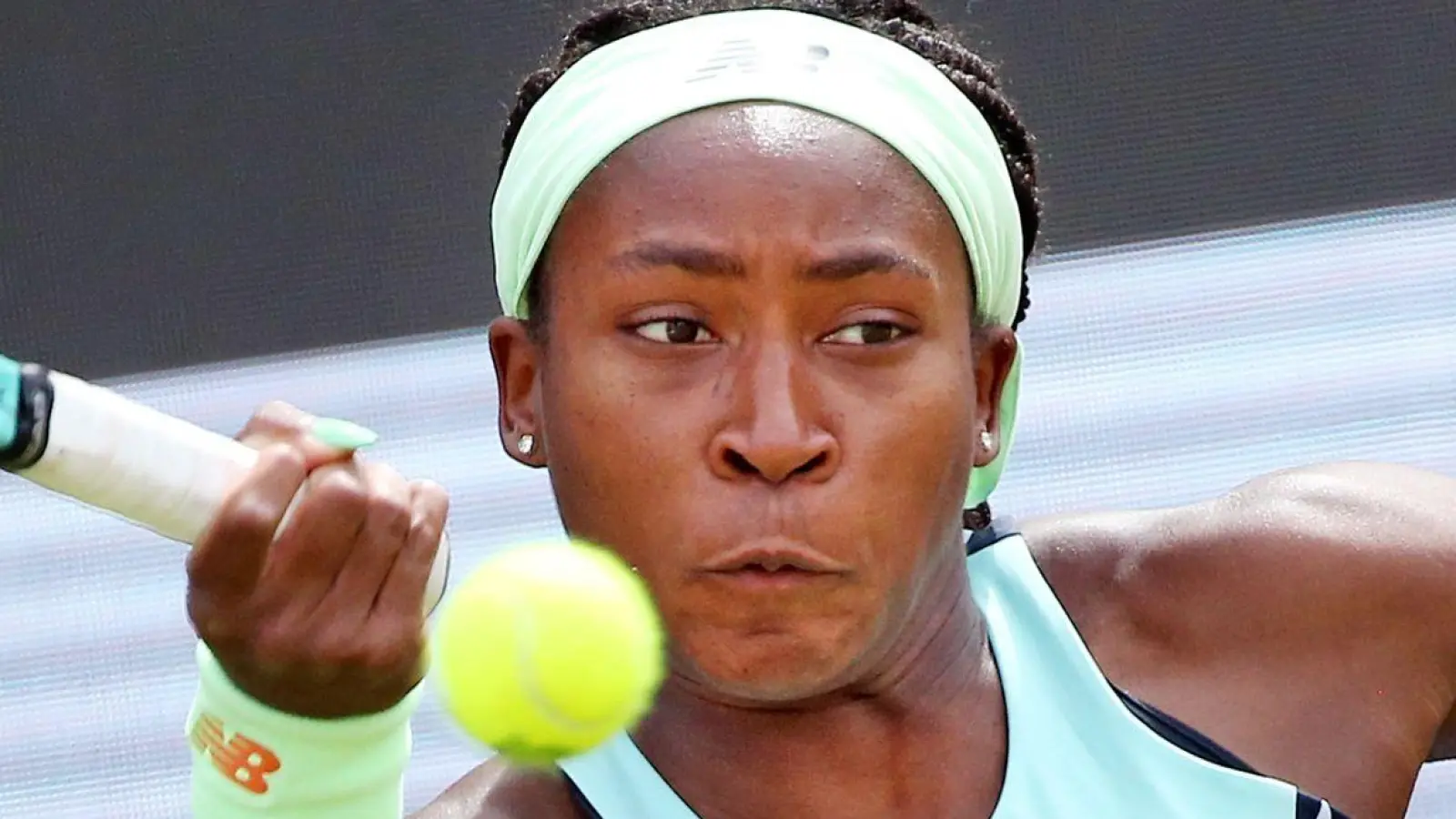 Hat sich mit 7:6 (8:6), 6:2 gegen die Russin Jekaterina Alexandrowa durchgesetzt: Die US-Amerikanerin Coco Gauff. (Foto: Wolfgang Kumm/dpa)