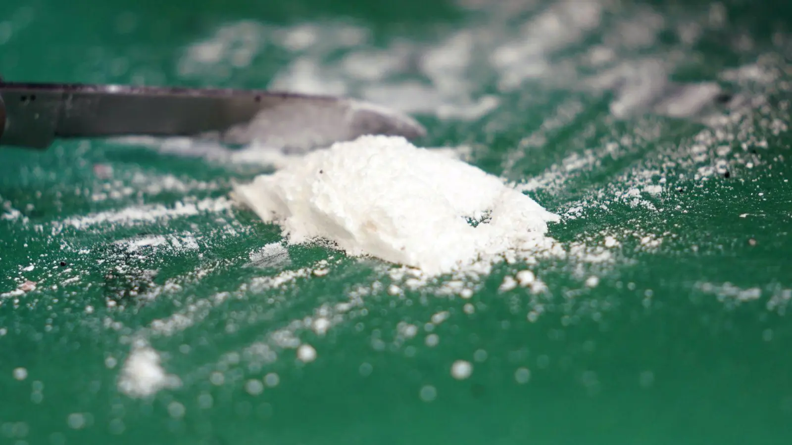 Am Ostseestrand in Schleswig-Holstein wurde jetzt ein Päckchen mit 20 Kilogramm Kokain angespült. (Foto: Marcus Brandt/dpa)