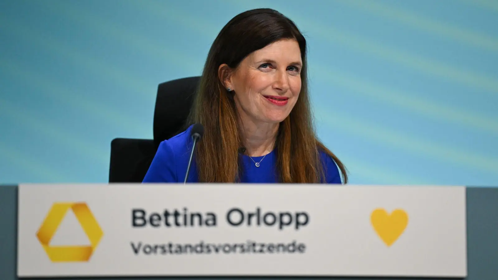 Commerzbank-Chefin Orlopp will noch mehr Gewinn erreichen (Archivbild) (Foto: Arne Dedert/dpa)
